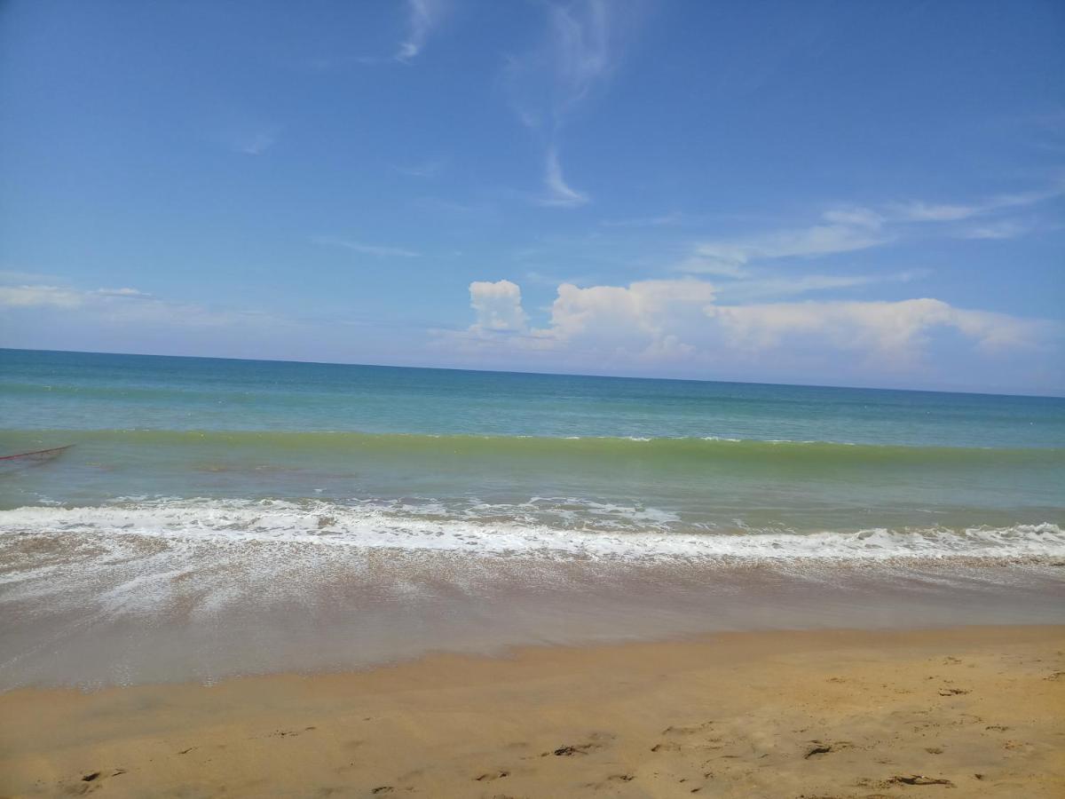 Serendiva Beach Wadduwa Exterior foto